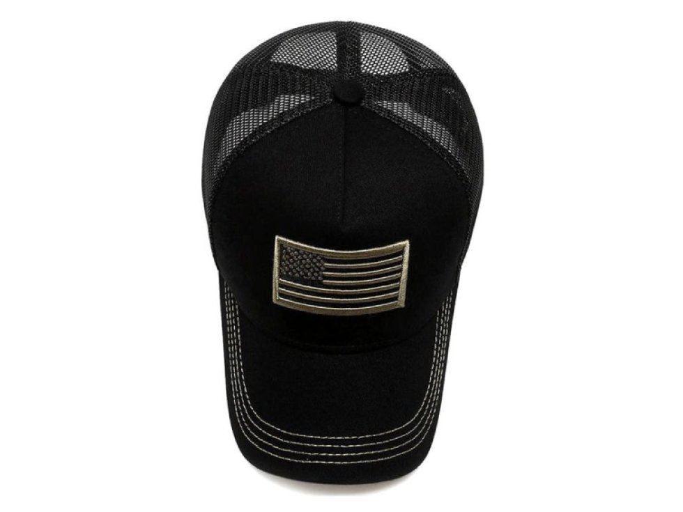 Vzdušná vojenská kšiltovka s vyšívanou vlajkou, síťovaná konstrukce, univerzální velikost