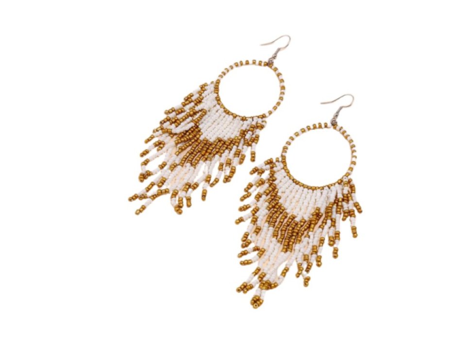 Dlouhé Boho Visací Náušnice v Orientálním Retro Stylu, Kov a Korálky, 13.5 cm x 3.5 cm. Béžové