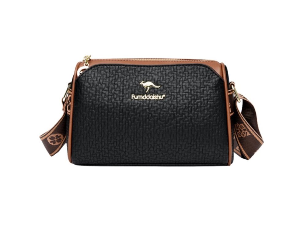 Elegantní černá dámská kožená crossbody kabelka