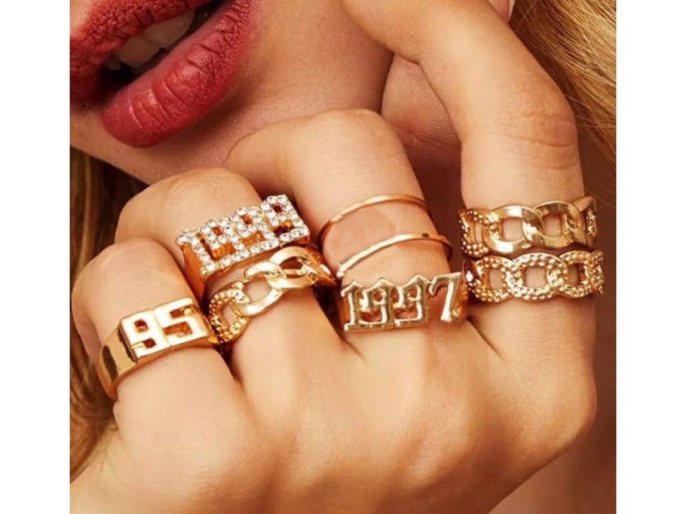 Sada 8 Boho Prstenů v Retro Stylu, Zlatá Barva, Šířka 16-18 mm