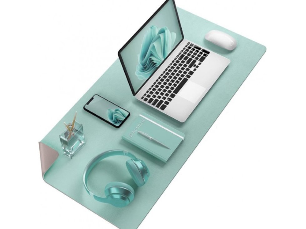 Oboustranná voděodolná podložka na stůl v mátově zelené barvě 50x80 cm.