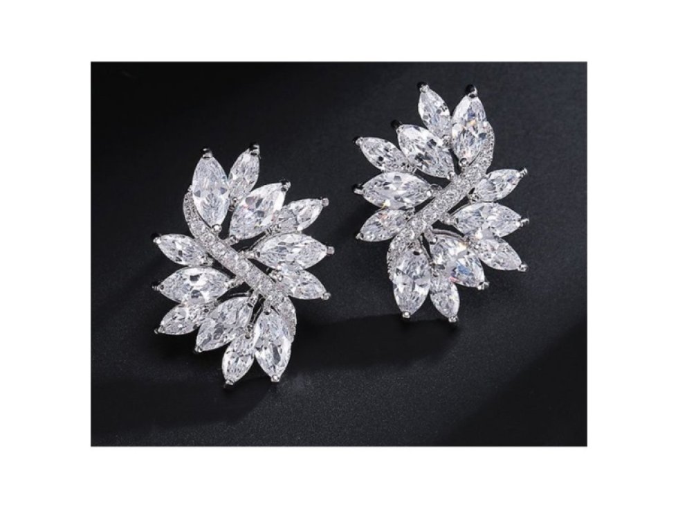 Náušnice z chirurgické oceli s krystaly, ručně vyráběné, hypoalergenní, odolné