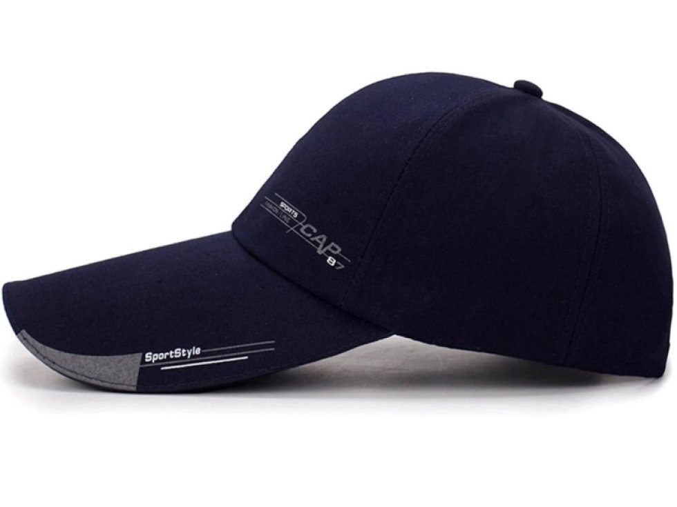 Tmavě modrá baseballová čepice s nápisem, bavlněný materiál, univerzální velikost