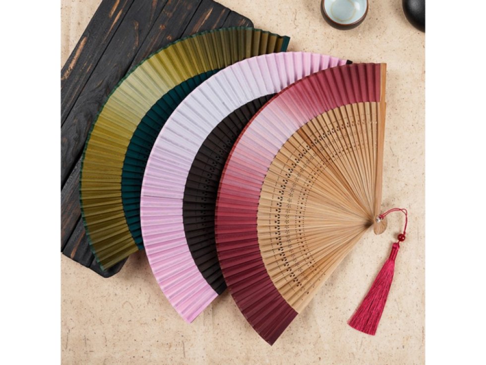 Vějíř dřevěný + saténový okraj - růžový