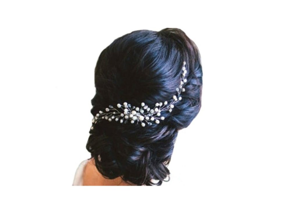 Elegantní Stříbrný Svatební Hřeben s Křišťálovou Ozdobou a Květinovými Zirkony, Velikost 18,5 cm x 7 cm