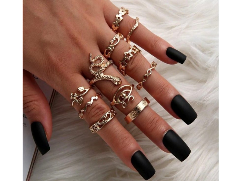 Sada 11 Punk Gothic Retro Prstenů, Zlatá Barva, Kovový Materiál, Velikosti 16-18 mm