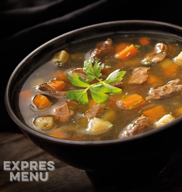 Hovězí vývar se zeleninou