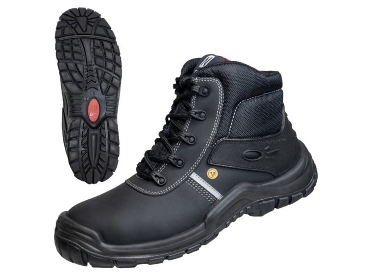 Příprava chodníků a vjezdů na první mráz