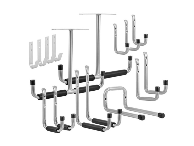 Zahradní nářadí v zimním spánku