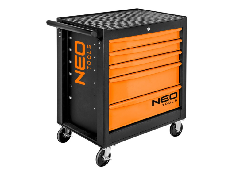 10 dárků pod stromeček na Vánoce 2025, které potěší každého kutila