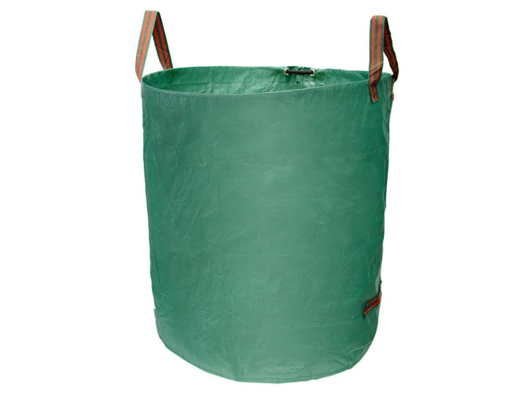 Mulčování před zimou: ochrana půdy i kořenů