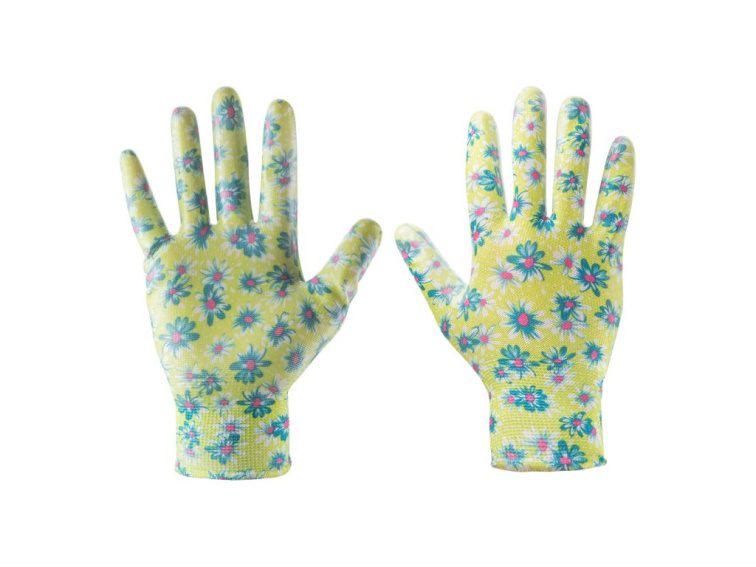 Celoroční péče o okrasné trávy: Od jarního řezu po zimní ochranu