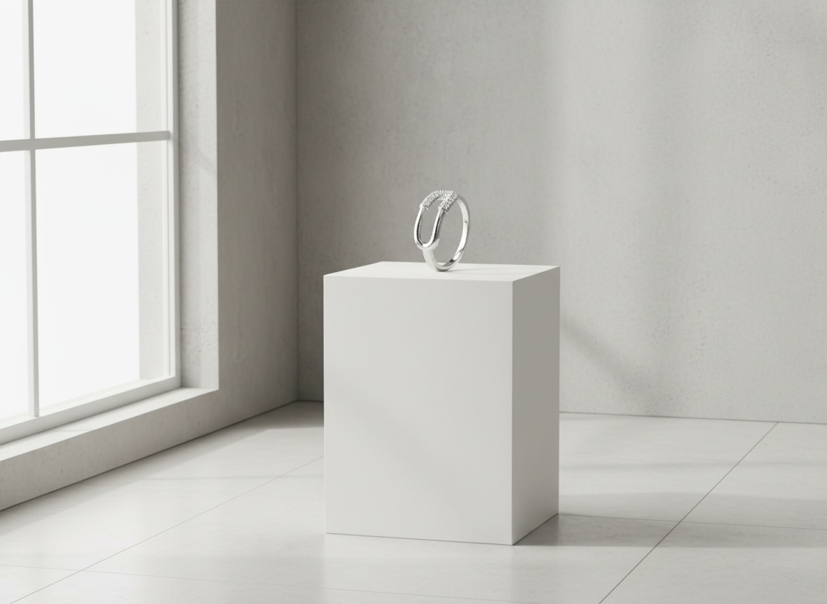 4719 MINET Luxusní stříbrný prsten se zirkonem