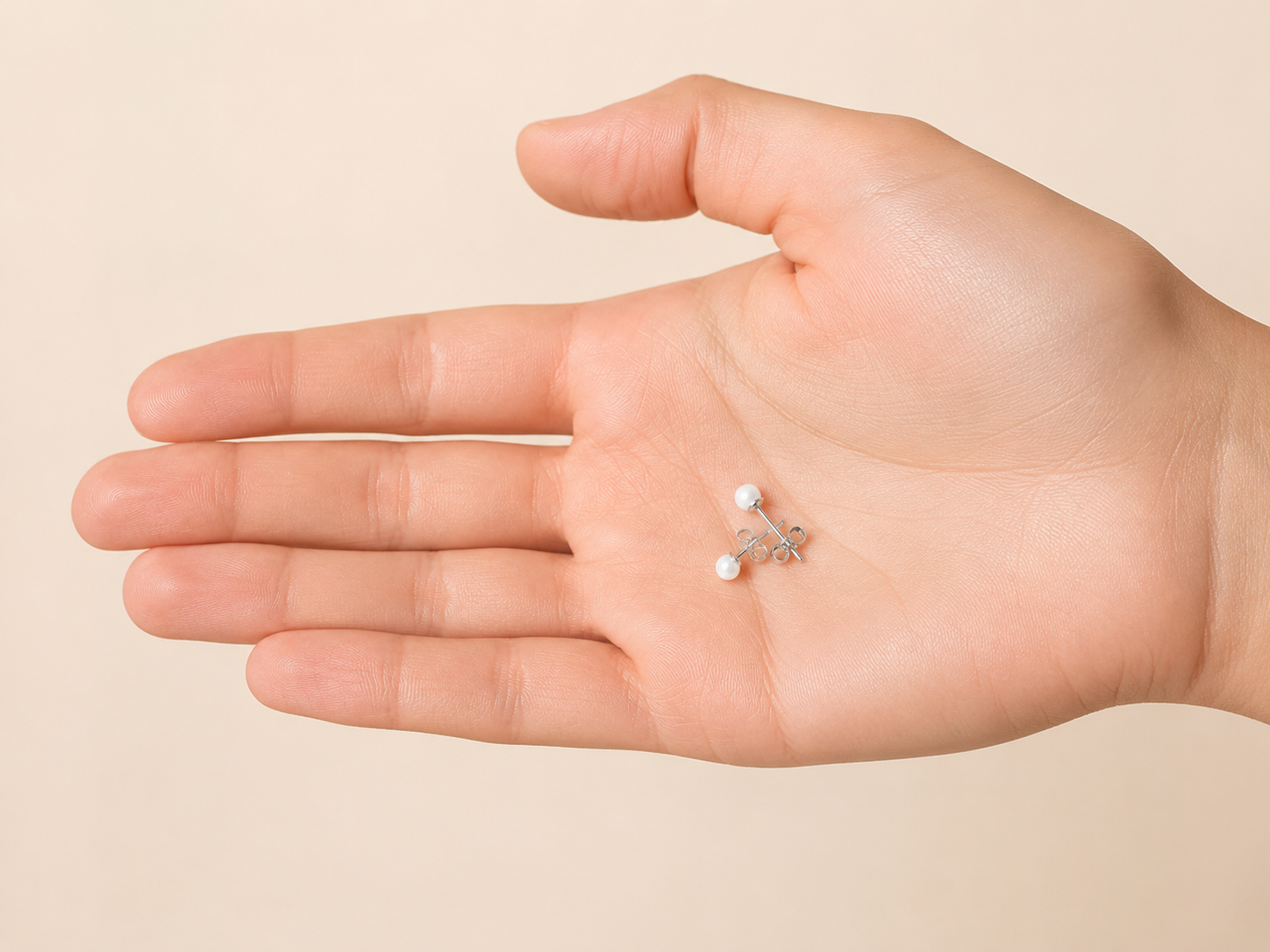 1577 MINET Stříbrné náušnice KULIČKY s bílými opálky 3mm