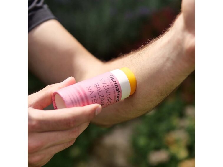 DermaFood Vyživující balzám na tělo - Ekzém a suchá pokožka, 70ml