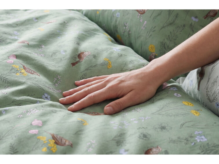 Bavlněné povlečení Ptáčci v kvítí - zelené - duo