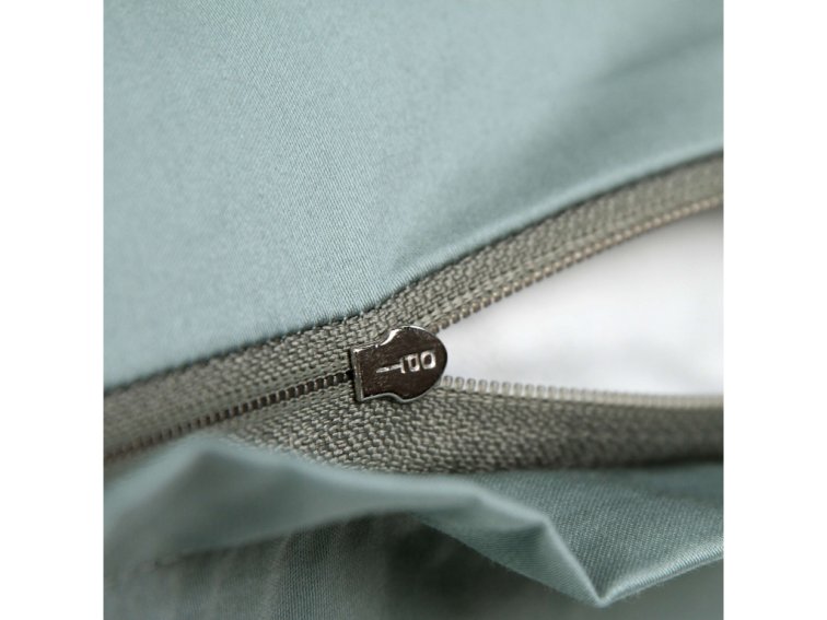 Saténový povlak na polštář Wild Forest - GOTS