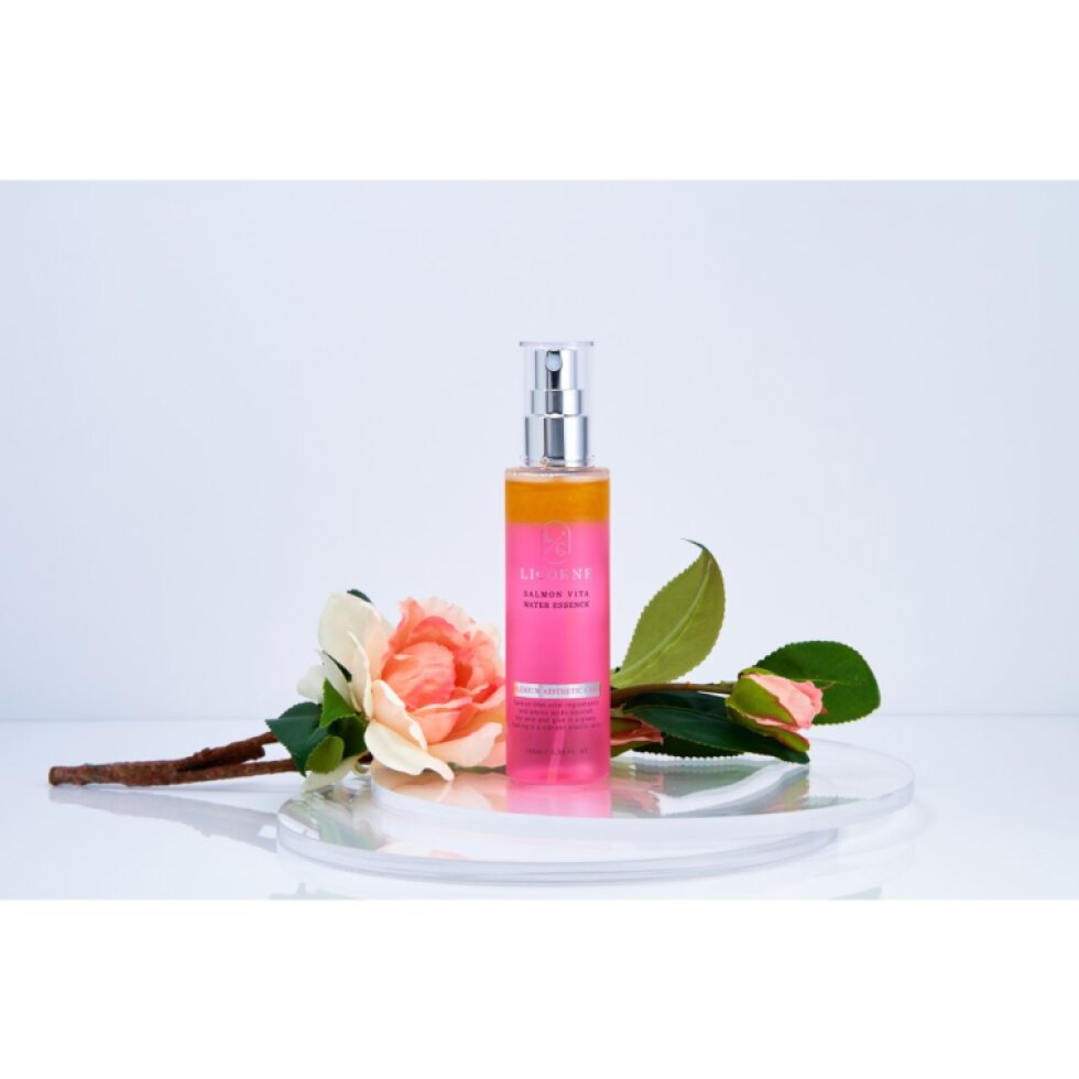 LICORNE - Salmon Vita Water Essence - Lososová vitamínová vodní esence - 100 ml
