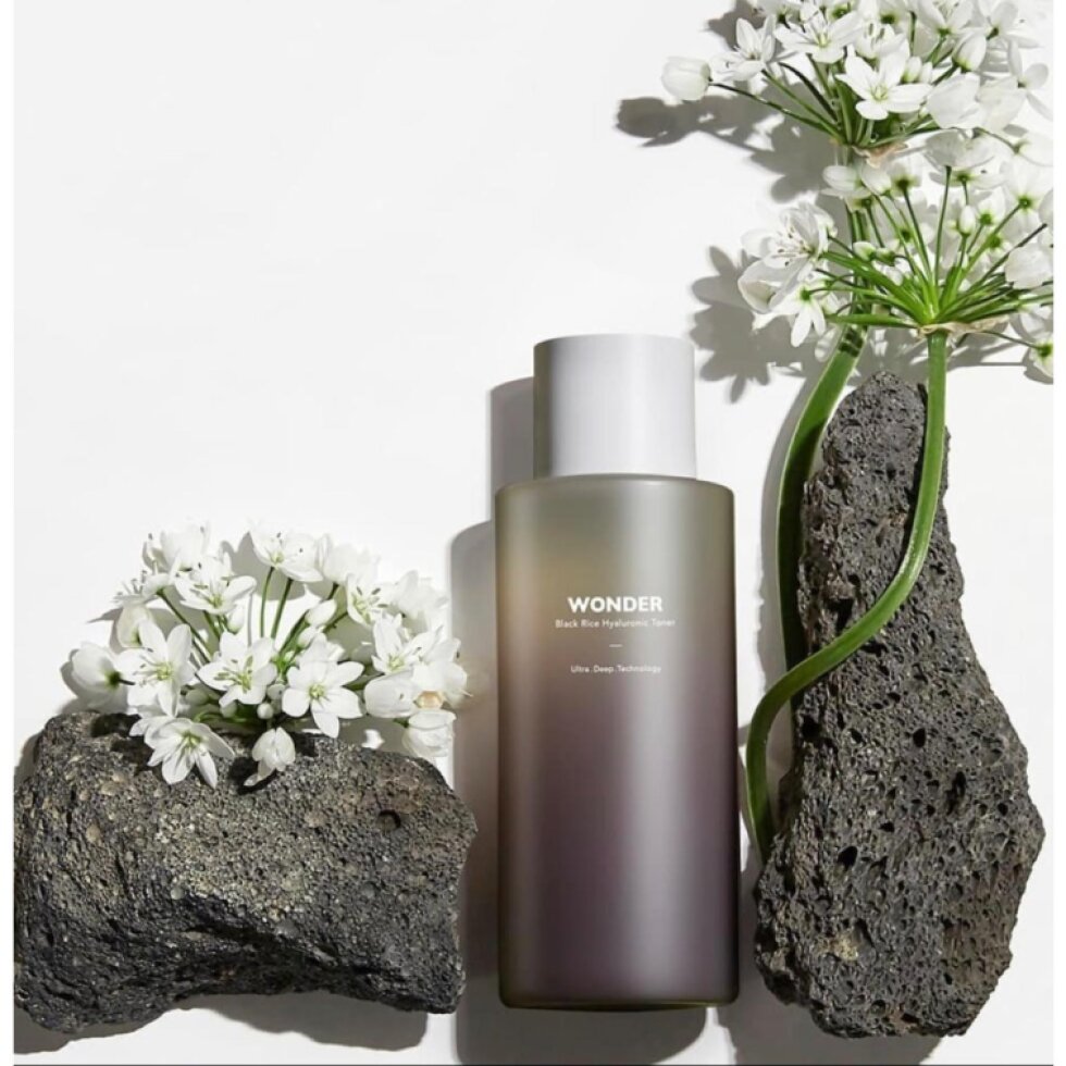 Haruharu WONDER - Black Rice Hyaluronic Toner - Hydratační toner s kyselinou hyaluronovou - 300 ml