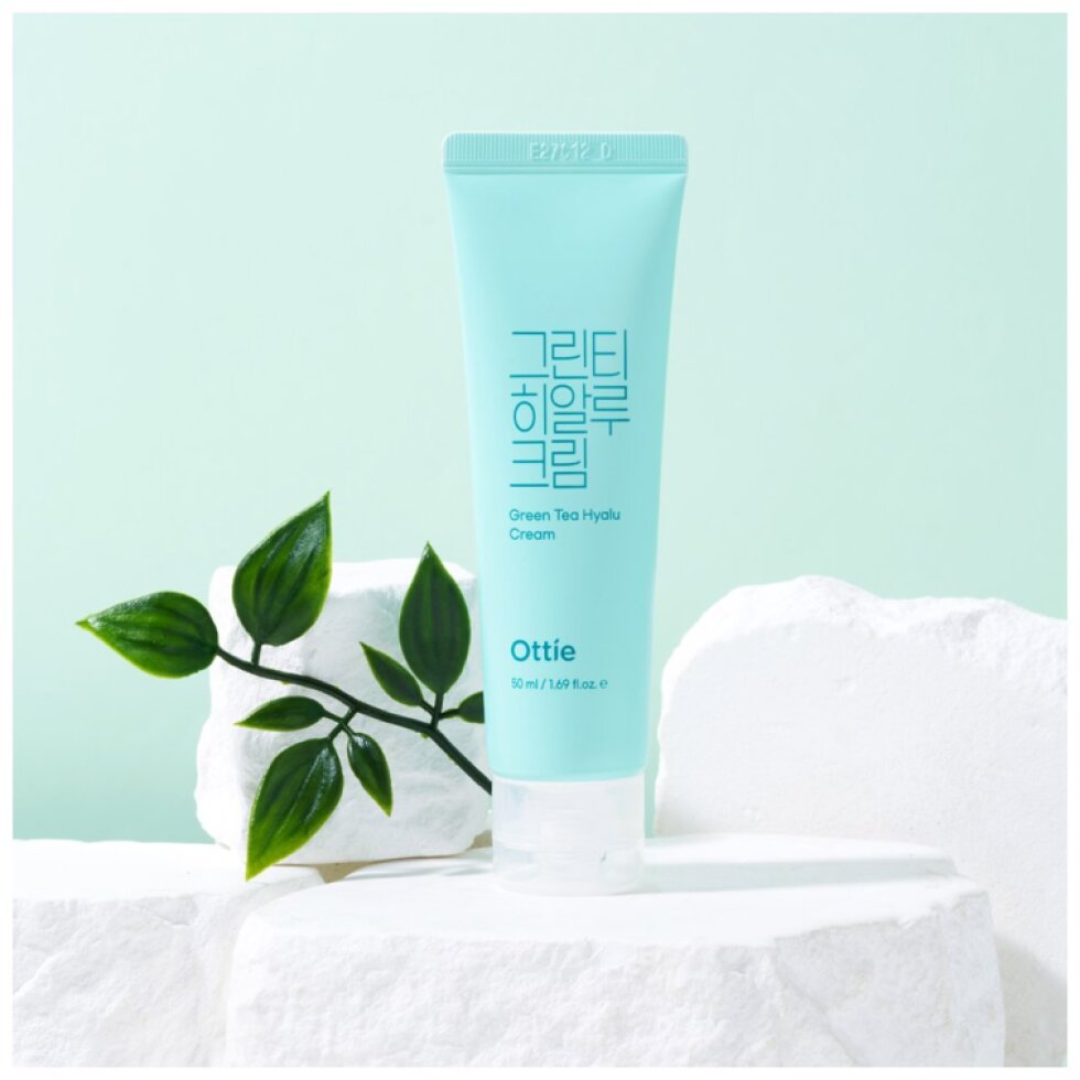 OTTIE - Green Tree Hyalu Cream - Krém s čajovým extraktem a kyselinou hyaluronovou - 50 ml