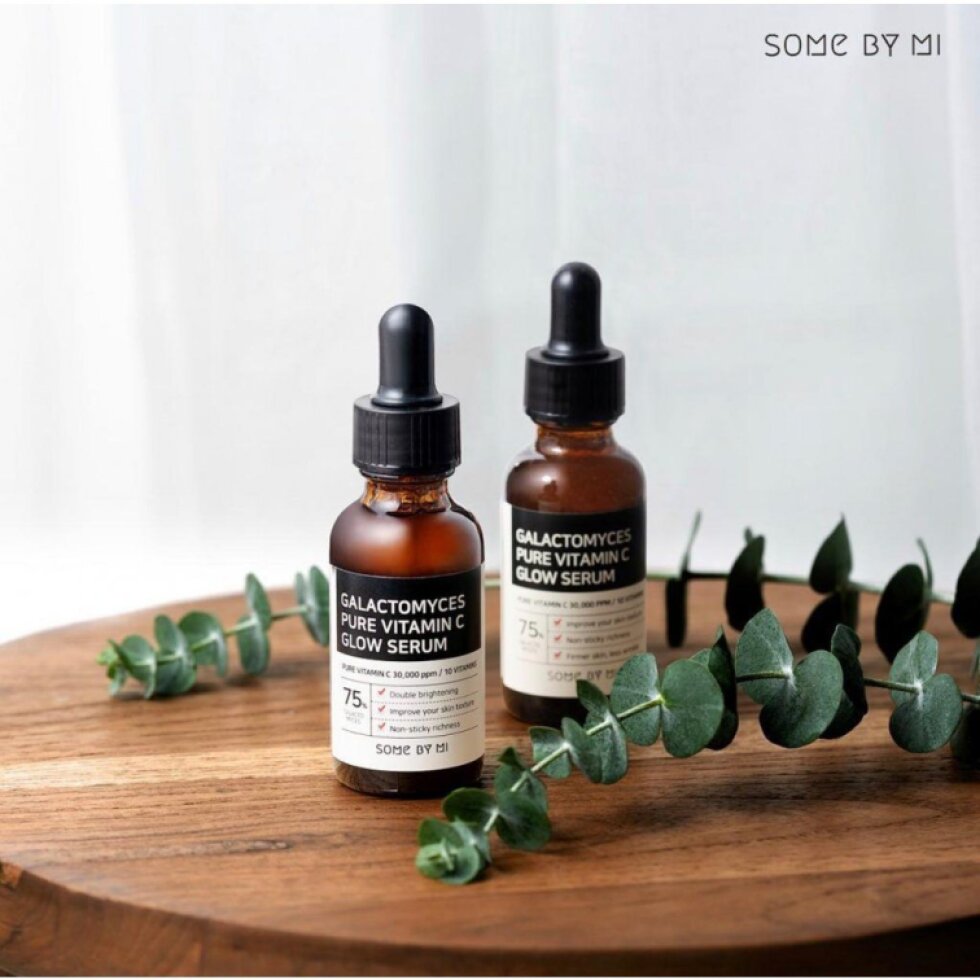 SOME BY MI - Galactomyces Pure Vitamin C Glow Serum - Rozjasňující sérum s galactomyces a vitamínem C - 30 ml