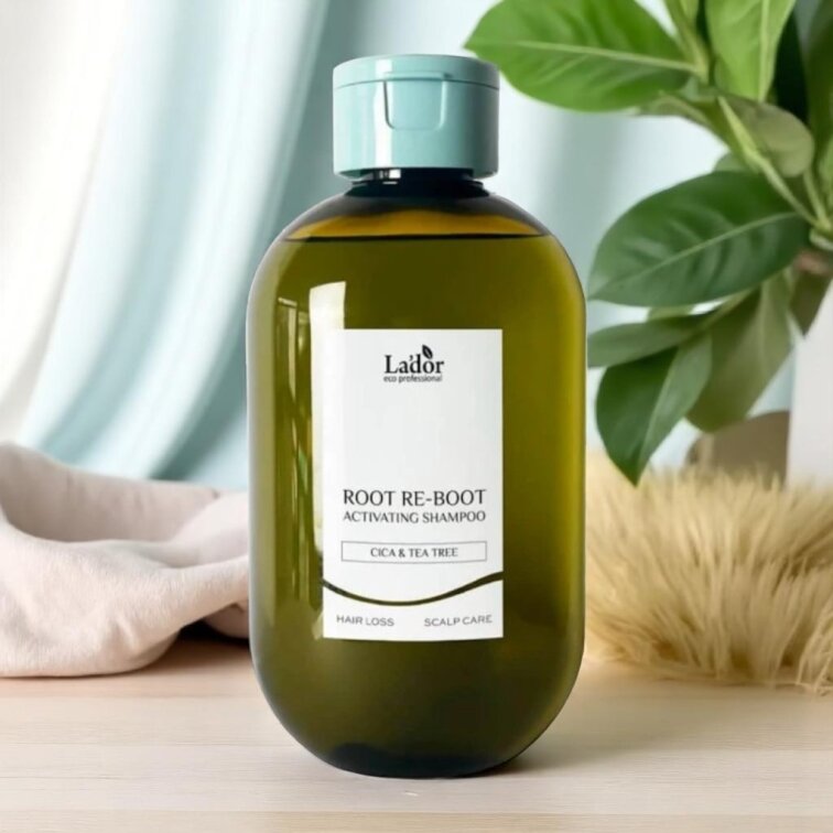 Lador - Root Re-Boot Activating Shampoo Cica & Tea Tree - Čisticí a zklidňující šampon proti vypadávaní vlasů s tea tree a centellou - 300 ml