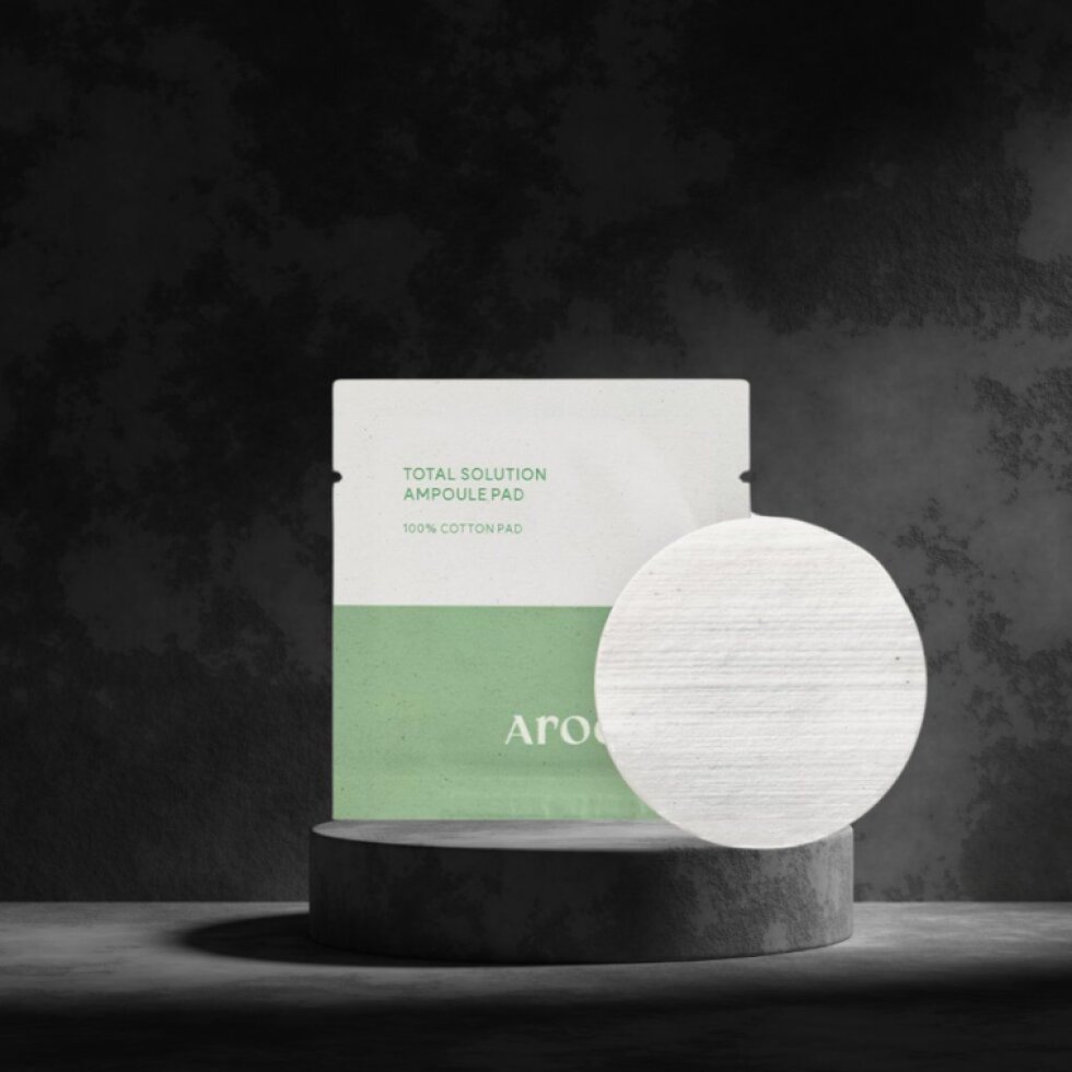 AROCELL - Total Solution Ampoule Pad - Tonerové polštářky s peptidy a retinolem - 28 ks