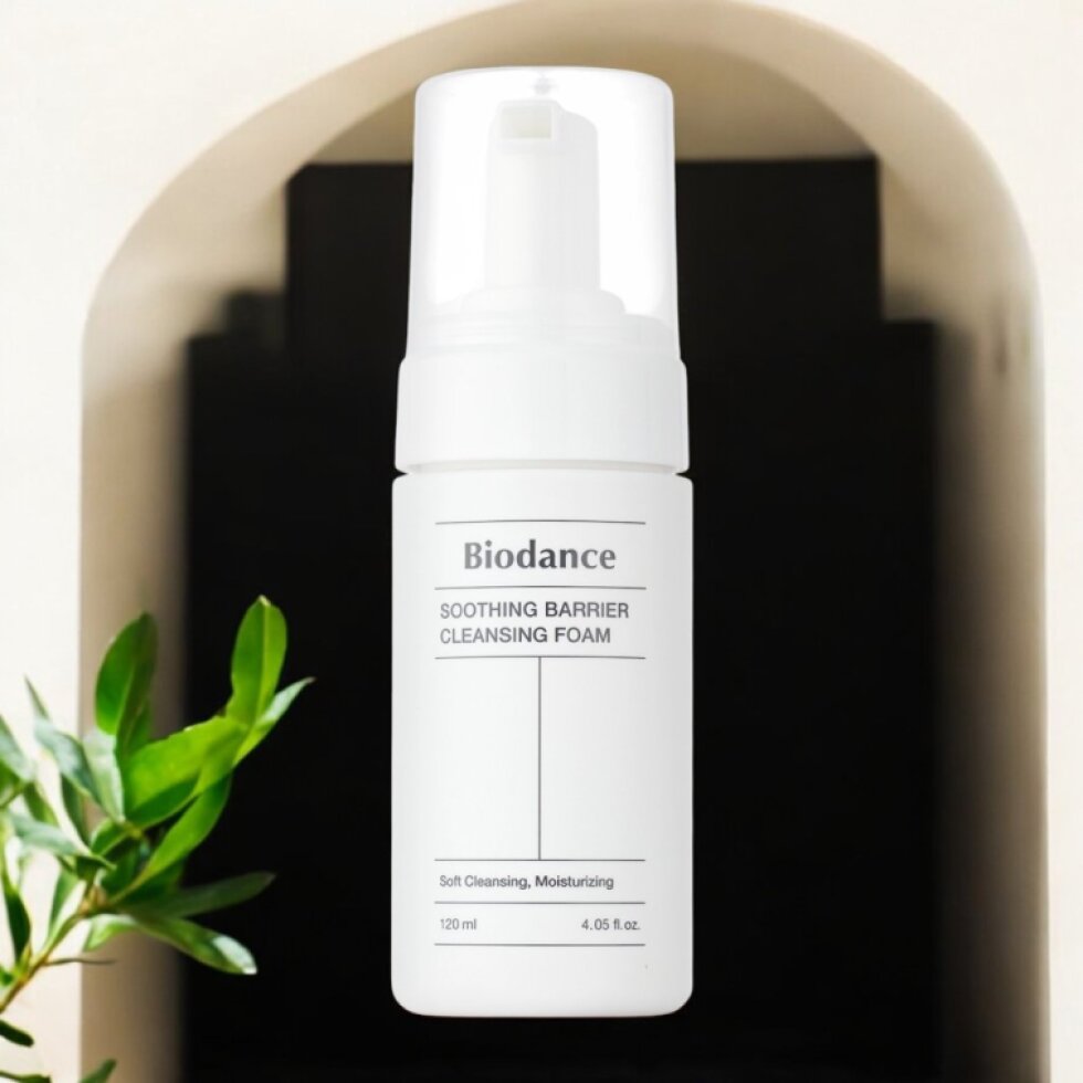 BIODANCE - Soothing Barrier Cleansing Foam - Jemná čisticí pěna - 120ml