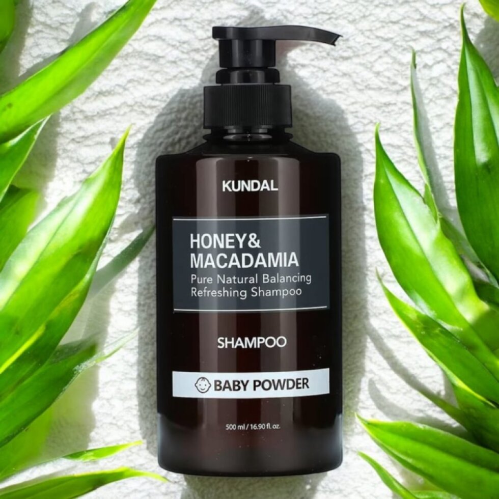 Kundal Honey&Macadamia Shampoo - Přírodní šampon na suché a poškozené vlasy s vůní BABY POWDER - 500 ml