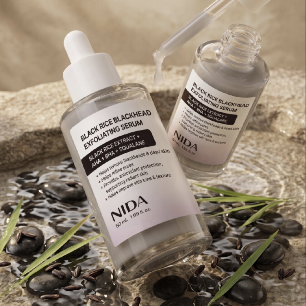 NIDA - Black Rice Blackhead Exfoliating Serum - Exfoliační sérum s černou rýží proti černým tečkám - 50 ml