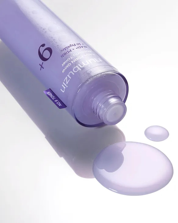Numbuzin - No.9 NAD+ PDRN Glow Boosting Toner - Rozjasňující tonikum s koenzymem NAD+ a PDRN - 150 ml