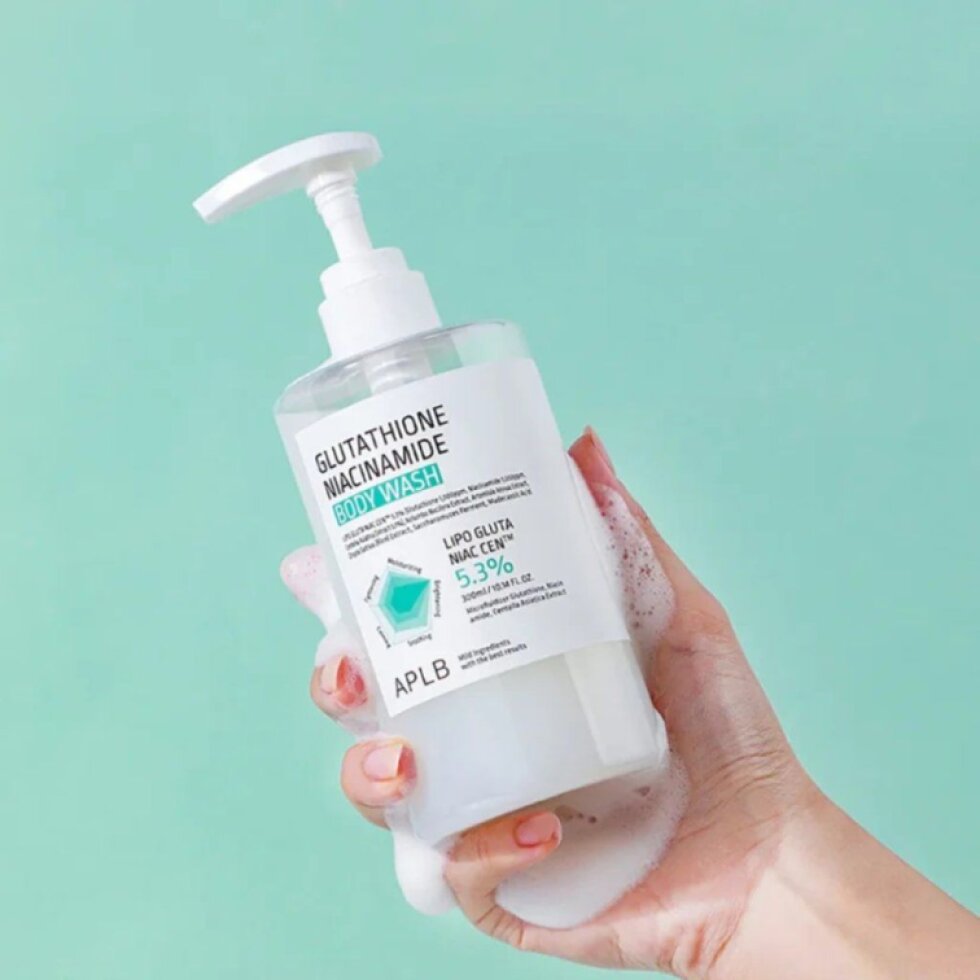 APLB - Glutathione Niacinamide Body Wash - Sprchový gel s niacinamidem - 300 ml
