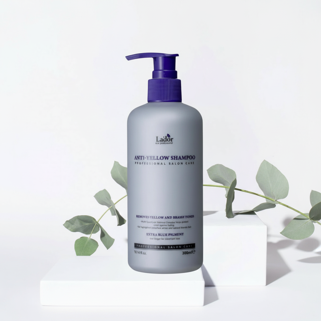 Lador - Anti-Yellow Shampoo - Šampon pro blond vlasy proti žlutým tónům - 300 ml