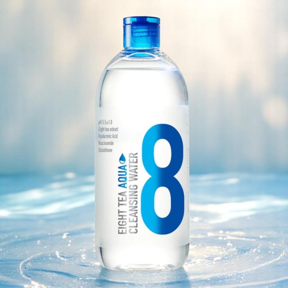 B.O.M. - Eight Tea Aqua Cleansing Water - Hydratační čisticí pleťová voda - 500 ml