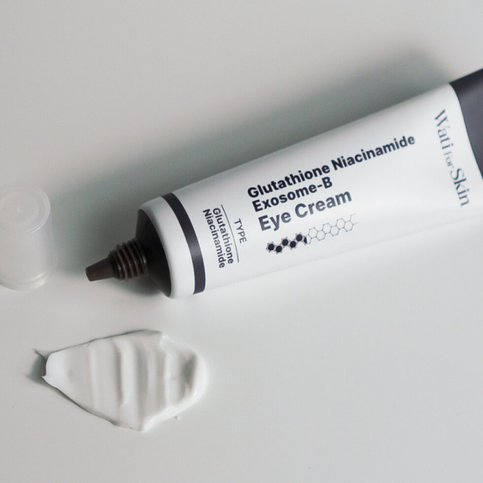 WATI FOR SKIN - Glutathione Niacinamide Exosome-B Eye Cream - Rozjasňující a regenerační oční krém - 30 ml
