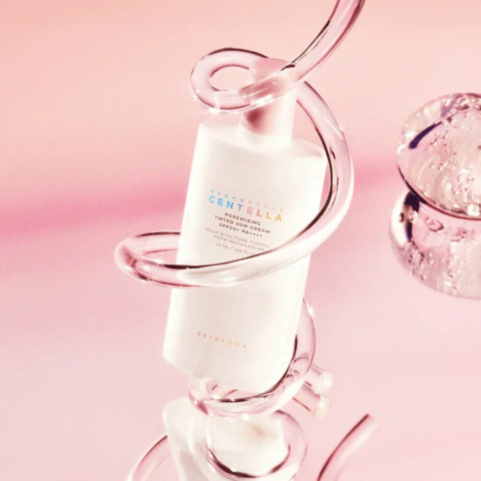 SKIN1004 - Madagascar Centella Poremizing Velvet Finish Sunscreen - Matující opalovací krém - 50 ml