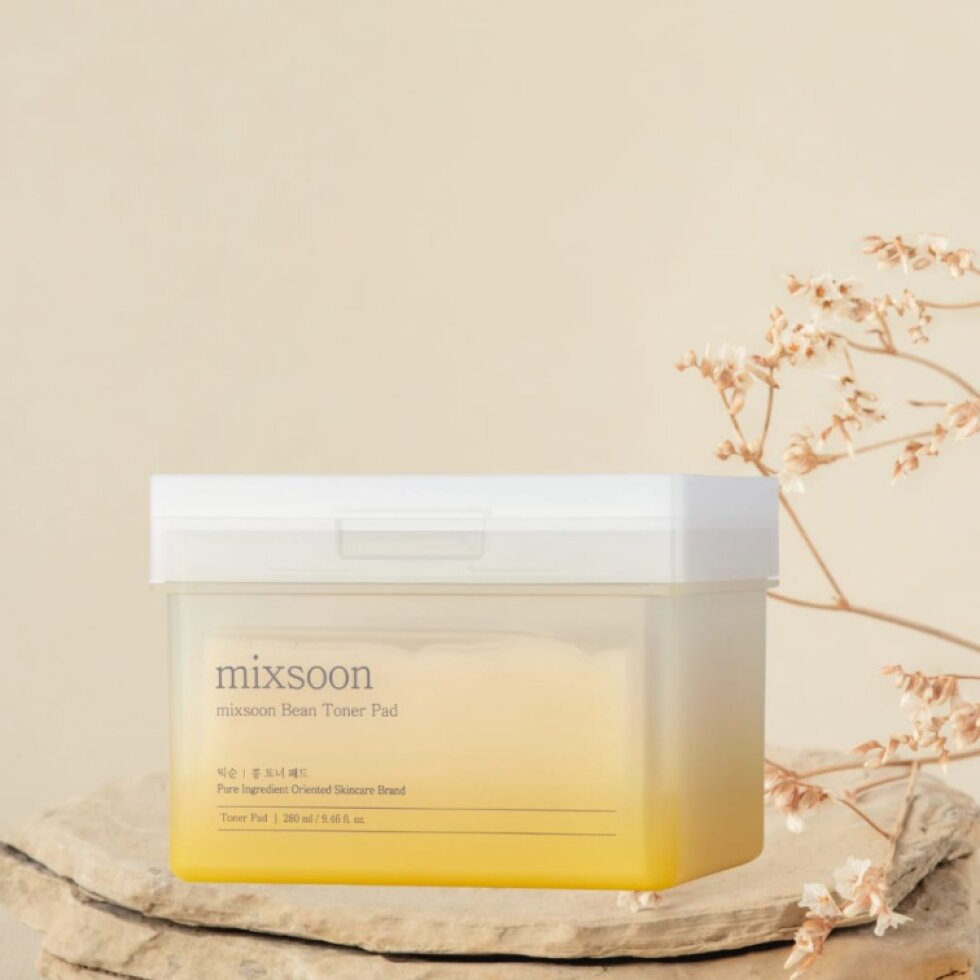 MIXSOON - Bean Toner Pad - Exfoliační a hydratační tampónky na obličej se sójovým extraktem - 70 ks / 280 ml