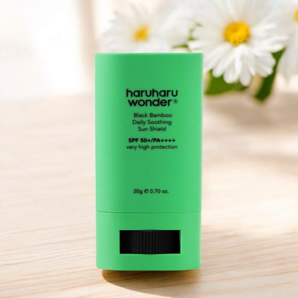 HaruHaru WONDER - Black Bamboo Daily Soothing Sun Shield SPF 50+/PA++++ - Opalovací krém v tyčince - 20 g