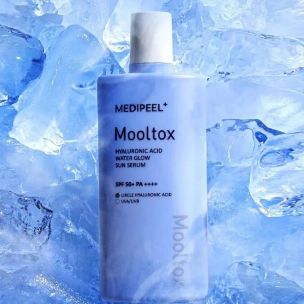 MEDI-PEEL - Mooltox Hyaluronic Acid Water Glow Sun Serum - Lehké hydratační SPF - 52 ml