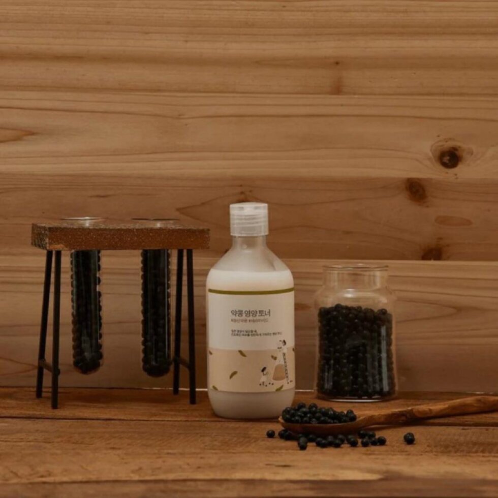 ROUND LAB - Soy Bean Nourishing Toner - Vyživující toner s extraktem z černé sóji - 300 ml