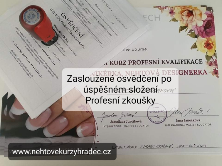 Profesní zkouška manikérka, nehtová deignerka
