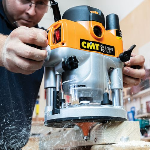 Horní frézka CMT 7E – 2400 W, kleštiny 8 a 12 mm