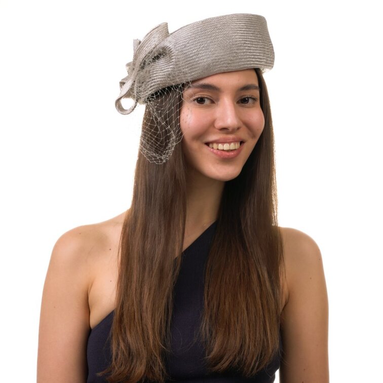 Slavnostní sisálová lodička se závojem Seeberger