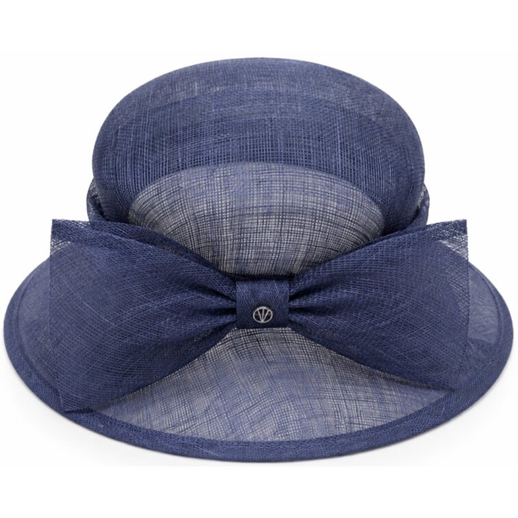 Elegantní modrý klobouk s mašlí od Loevenich