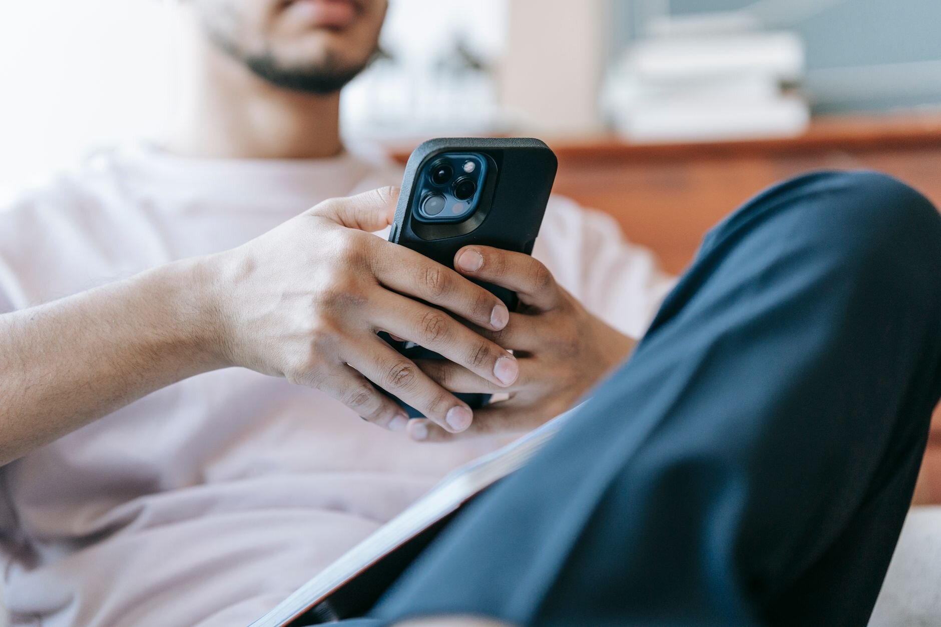 Mobile Product Pages: 5 Things That Matter According to UX Research