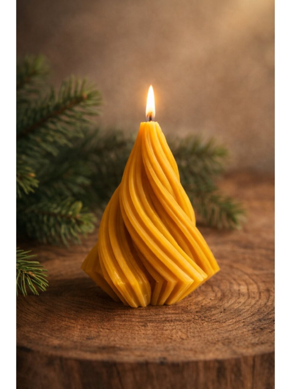 Medová svíčka Stromeček 10cm | Včelařství Balaštík