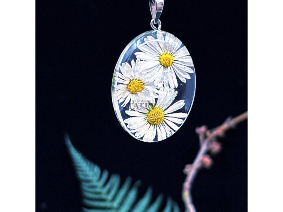 NÁHRDELNÍK SEDMOKRÁSKA OVÁL XL