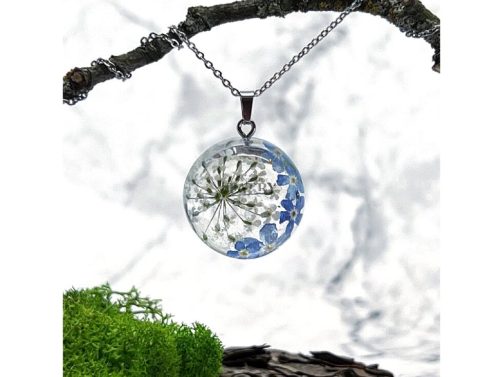 NÁHRDELNÍK NEZÁBUDKA A ČIPKA KRÁĽOVNY ANNY OVÁL M