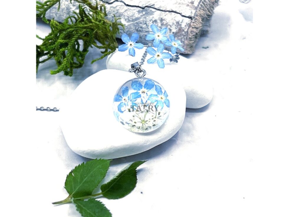 NÁHRDELNÍK NEZÁBUDKA A ČIPKA KRÁĽOVNY ANNY OVÁL M