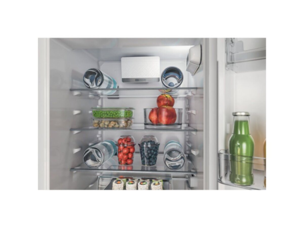 Whirlpool WHC18D021C2 SF vestavná kombinovaná chladnička, StopFrost, Less Frost, ZenInverter, Fresh Box+, energetická třída D